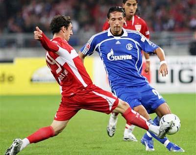 依赖传统打 依赖传统打